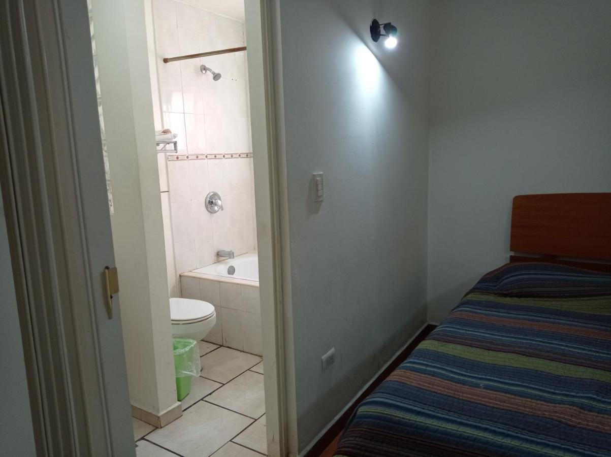 Confort Ejecutivo Suites Lindavista Guadalupe  Екстериор снимка