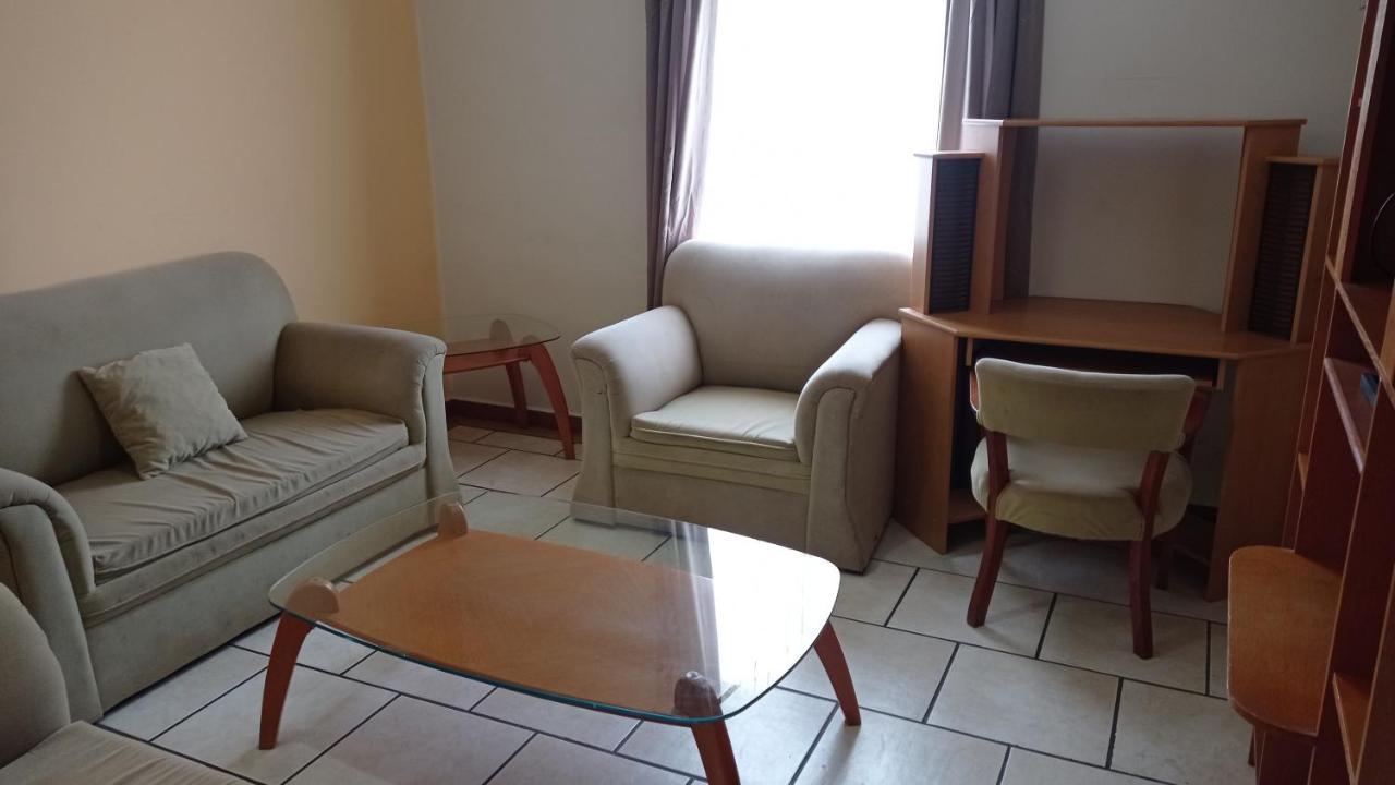 Confort Ejecutivo Suites Lindavista Guadalupe  Екстериор снимка