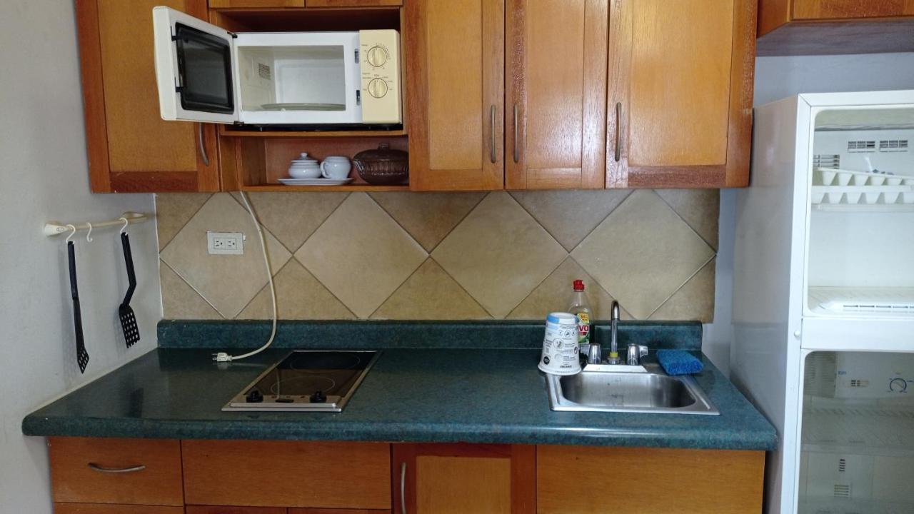 Confort Ejecutivo Suites Lindavista Guadalupe  Екстериор снимка