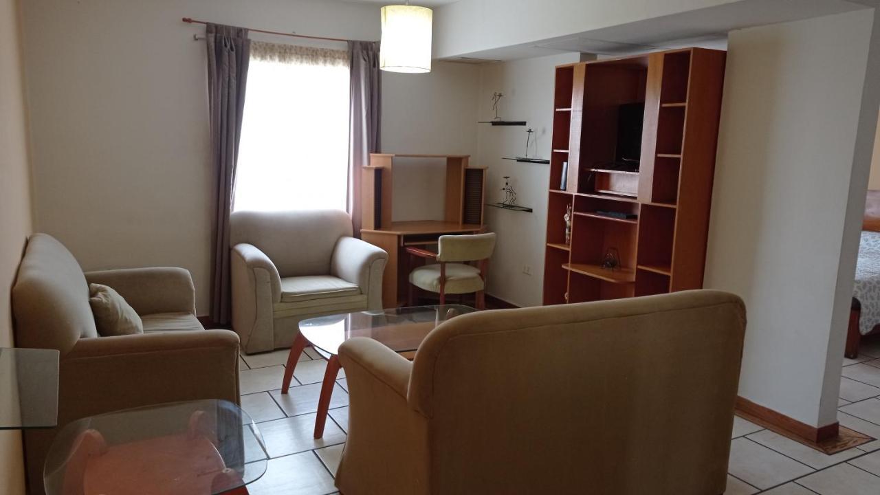 Confort Ejecutivo Suites Lindavista Guadalupe  Екстериор снимка