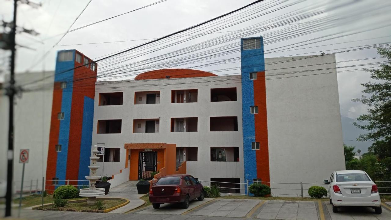 Confort Ejecutivo Suites Lindavista Guadalupe  Екстериор снимка