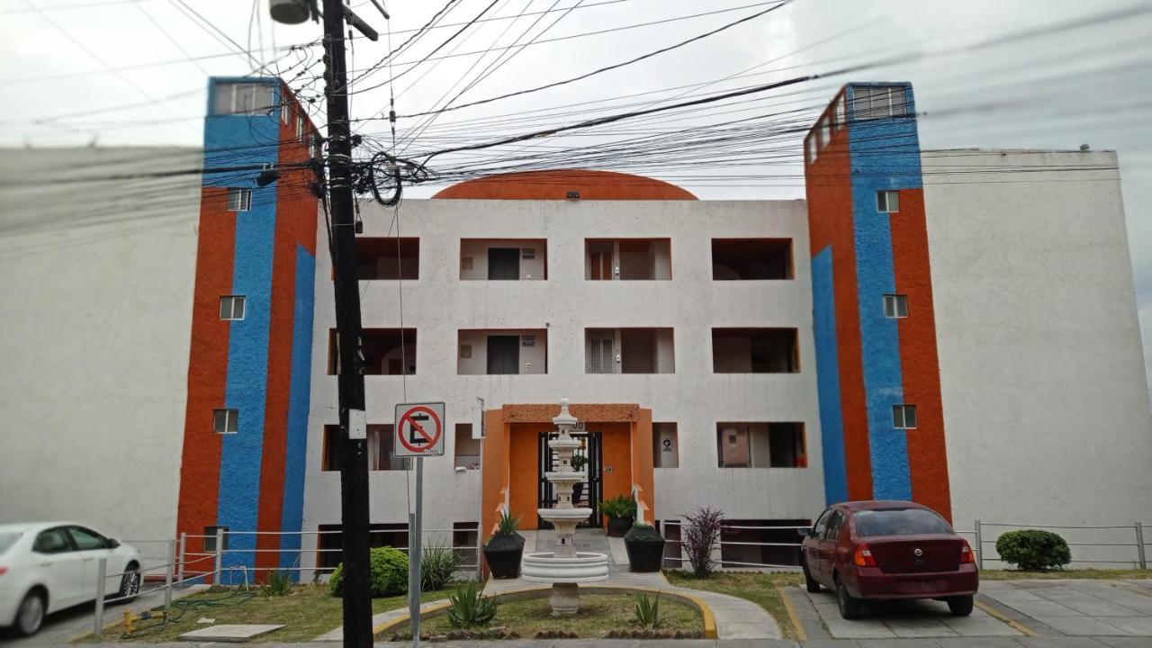 Confort Ejecutivo Suites Lindavista Guadalupe  Екстериор снимка