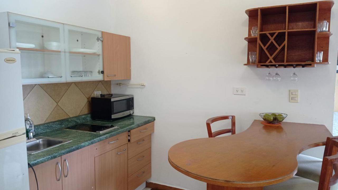 Confort Ejecutivo Suites Lindavista Guadalupe  Екстериор снимка