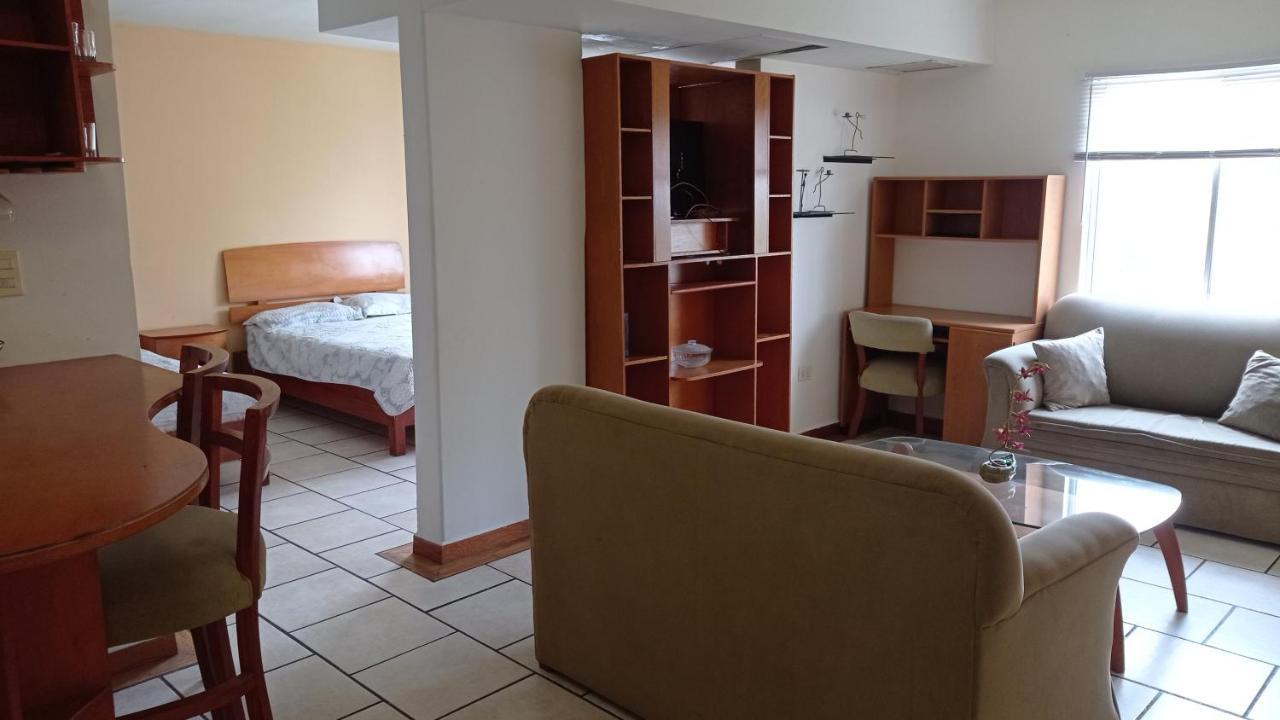 Confort Ejecutivo Suites Lindavista Guadalupe  Екстериор снимка