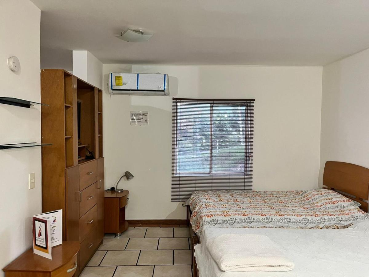 Confort Ejecutivo Suites Lindavista Guadalupe  Екстериор снимка